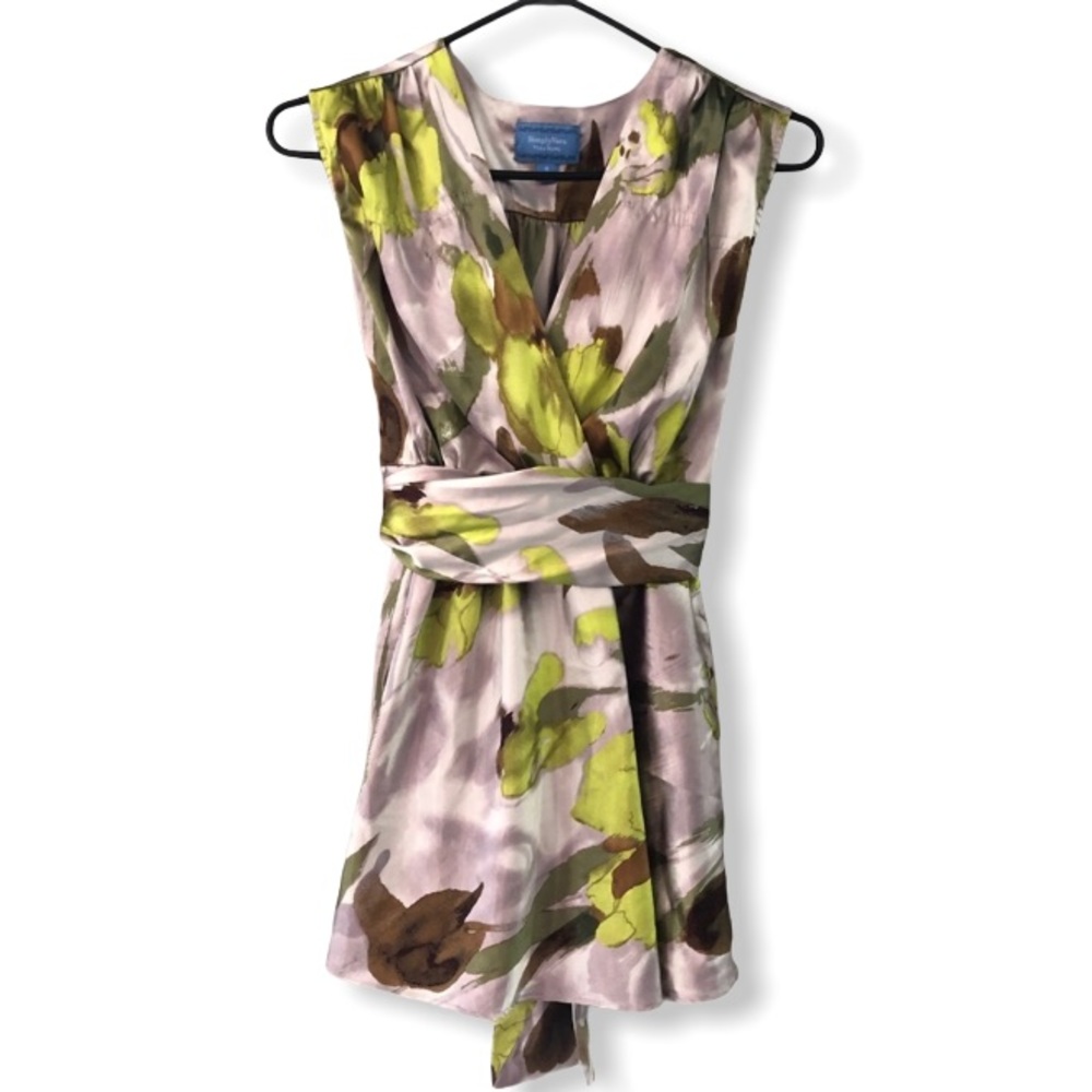 Vera Wang Top